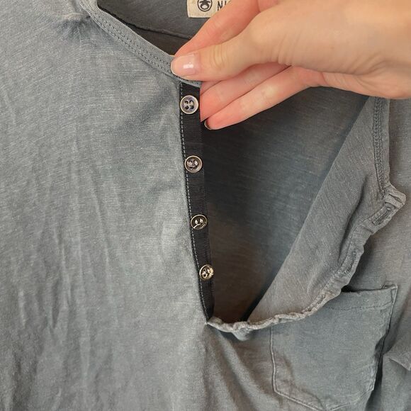 Nice Collective Long Sleeve Gray Blue Henley Size M Small Hole - Picture 7 of 8